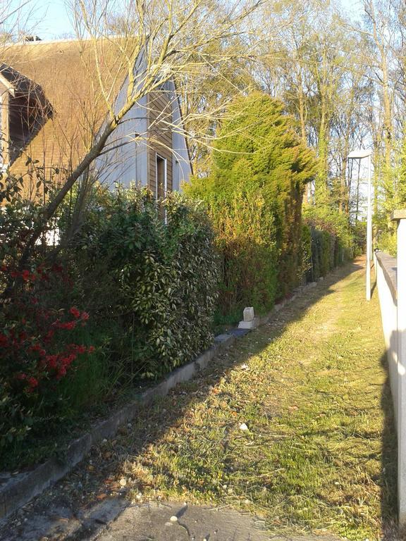 Val St Germain Apartment Le Val-Saint-Germain Bagian luar foto